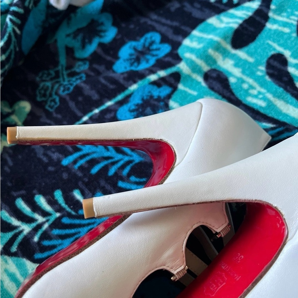 Heels Unbranded !!!! - Picture 9 of 9